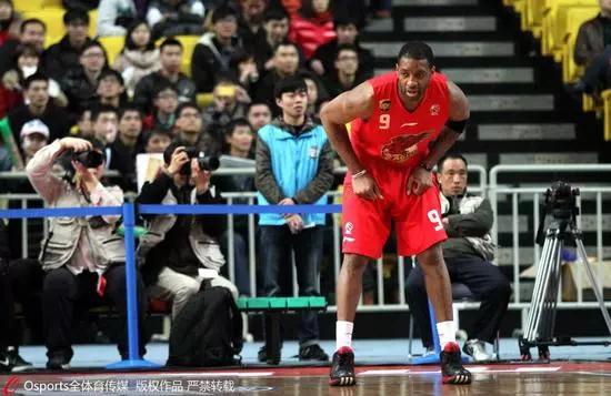 哪个网址免费看NBA直播？我的私藏观赛渠道大公开（附避坑指南）