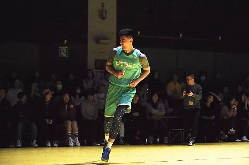 凯瑞图打过CBA吗?聊聊这个被NBA光环笼罩的名字 凯瑞图打过CBA吗?聊聊这个被NBA光环笼罩的名字